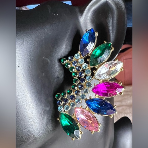 Vintage Style Crawler Statement Earrings Multi-Colored in Gold Tone Setting - Picture 6 of 9